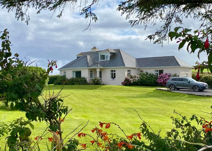 The Beach House Dingle about our company image -  holiday let; holiday rental, Holiday homes in Dingle,  short-stay, Family Beach House Ireland, Dingle Holiday Lets, Self Catering Beach House Ireland, Beach Access Accommodation Dingle, Beach House Rental Kerry, Vacation rentals Ireland, Holiday Lets in Dingle, Beach house rentals, Dingle beach house rental